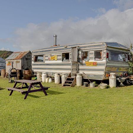 2 X Double Bed Glamping Wagon At Dalby Forest Scarborough Exterior foto